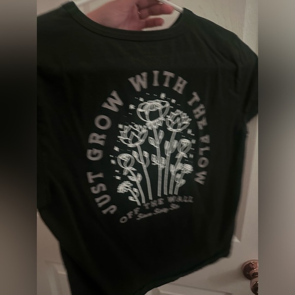 Vans shirt size medium - Picture 2 of 2